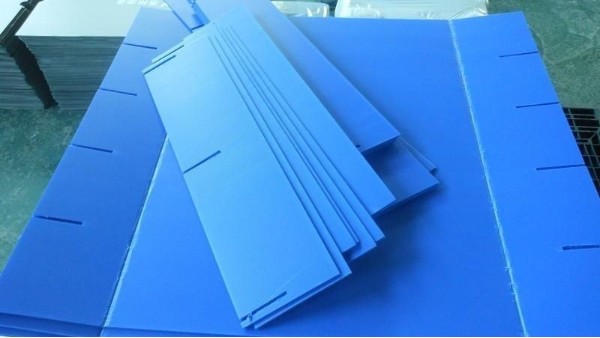 中空板周轉箱的優(yōu)勢和可塑性